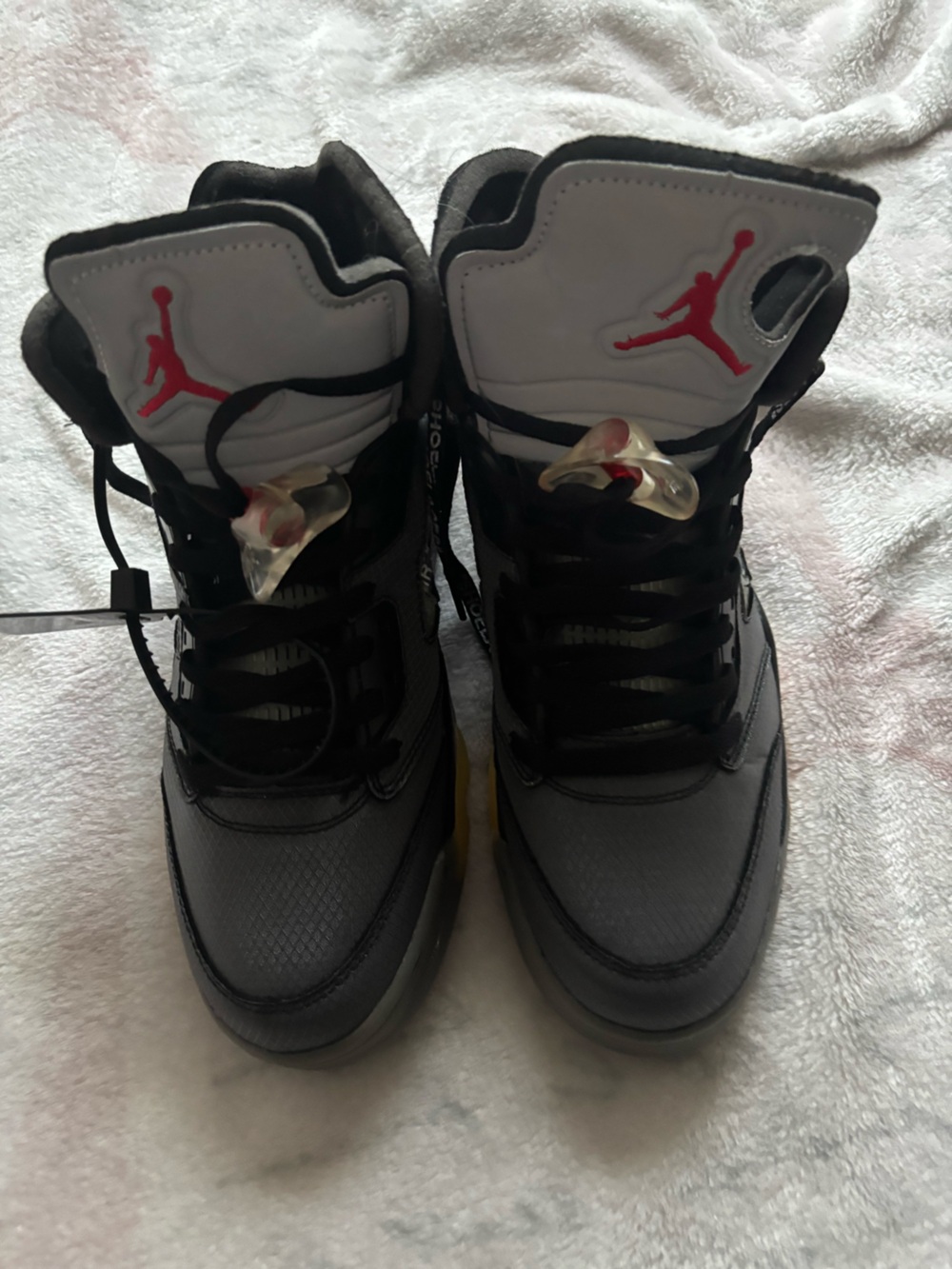 air jordan 5 x off white shoes - Black/Gray with Red Accent
